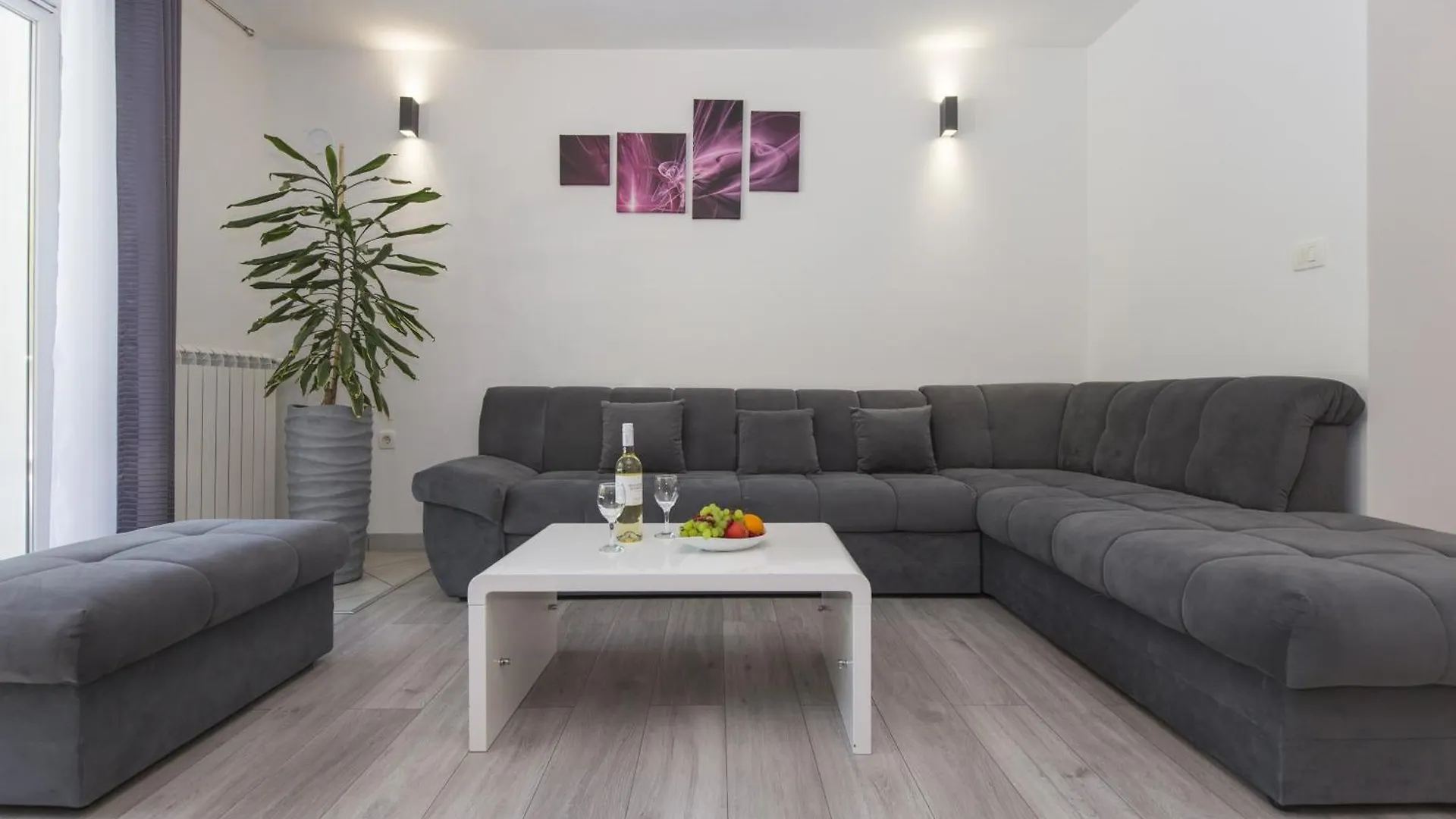 Сasa de vacaciones Villa Family Friendly House With A Swimming Pool Kapelica, Labin - 24509 Croacia