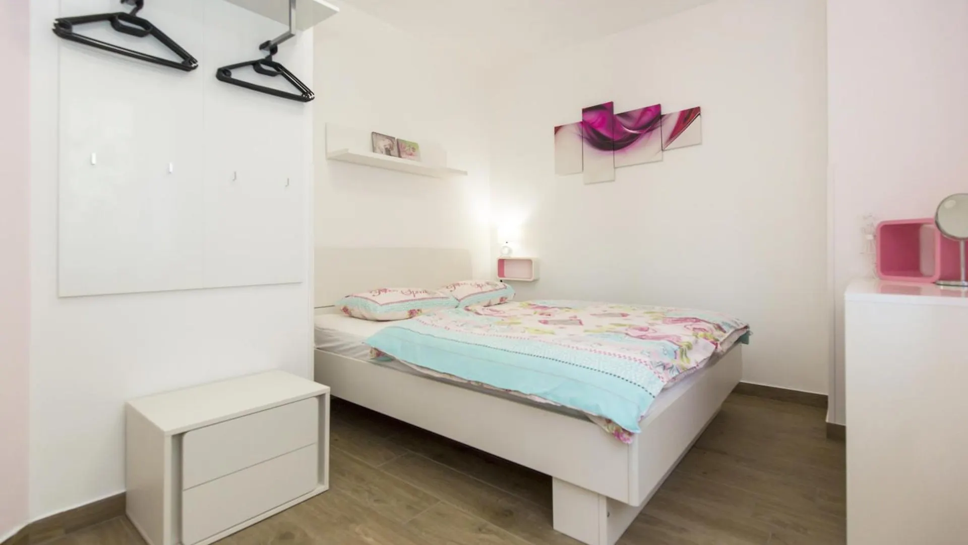 Vila Family Friendly House With A Swimming Pool Kapelica, Labin - 24509 Labin (Istria)