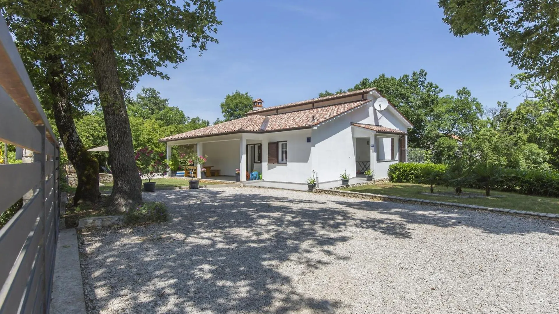 Сasa de vacaciones Villa Family Friendly House With A Swimming Pool Kapelica, Labin - 24509