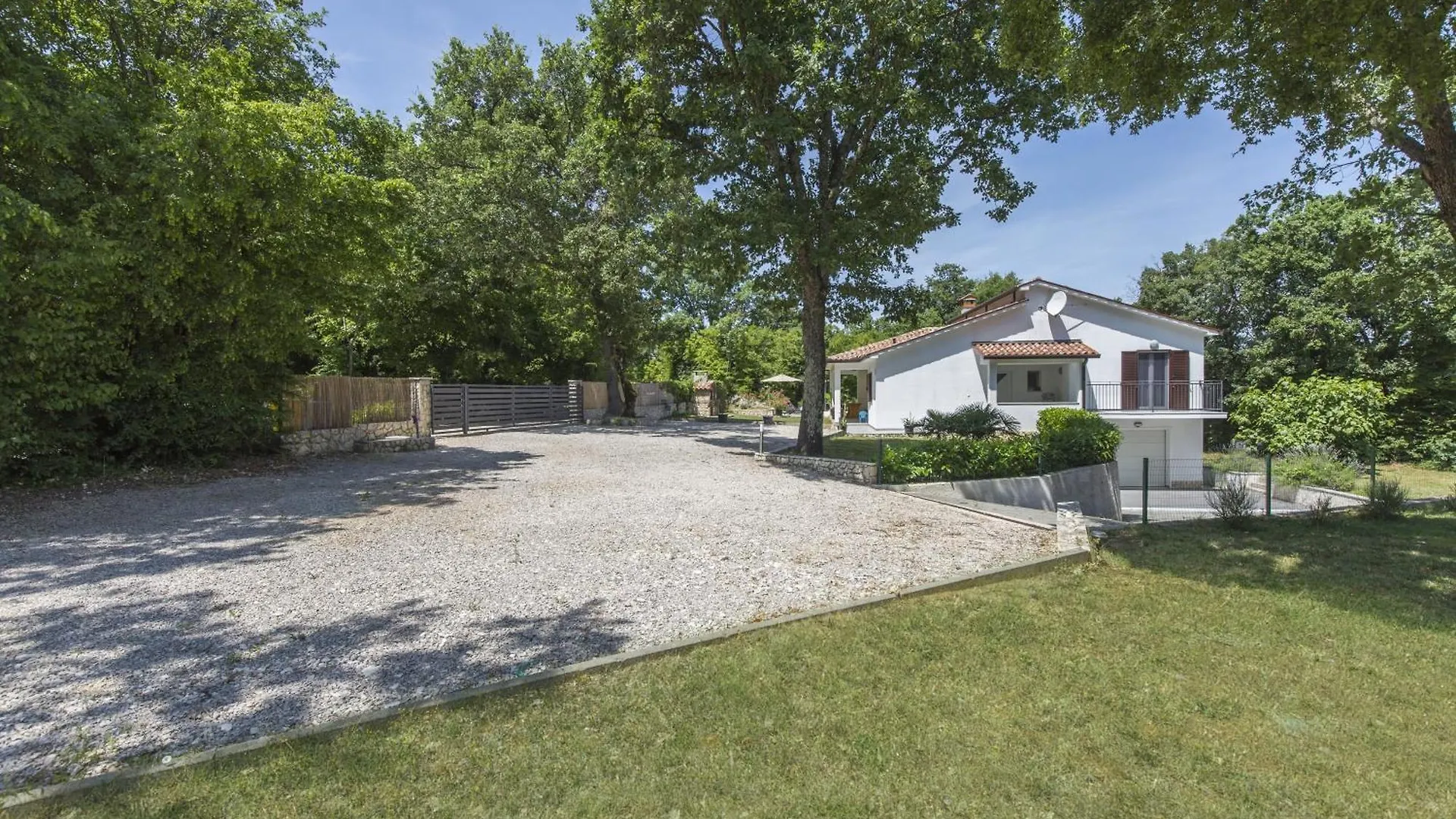 Vila Family Friendly House With A Swimming Pool Kapelica, Labin - 24509